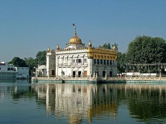 File:Durgiana Temple, Amritsar.jpg - Wikipedia