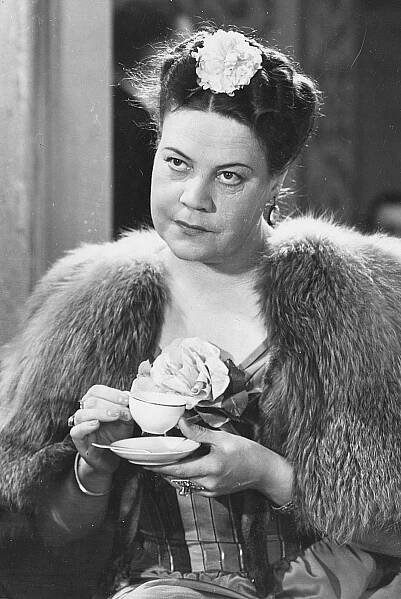 Täysosuma (1941)