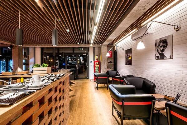 INTERIÉR KAVÁRNY LUSSO CAFFE, ZLÍN - Pšenčík & Semančík - Architekti ve Zlíně a Brně