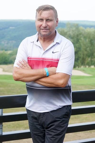 FOTO: Bývalý fotbalista Horst Siegl – stránka 19
