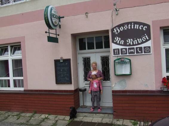Hostinec Na Návsi Javorník Exteriér fotografie