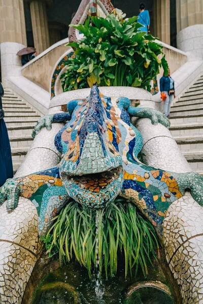 Parc Guell tile statue