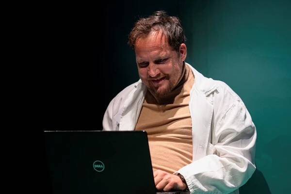 Josef Kaluža — Komorní scéna Aréna