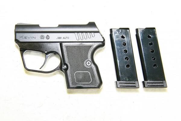 Pistole samonabíjecí KEVIN 703, 9mm Browning, černý plast - Gunner.cz - zbraně a střelivo
