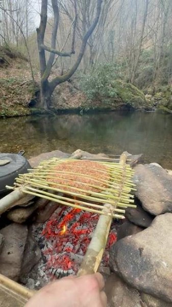 İlkel Yöntem ile Ufo Kebabı Pişirme / cooking ufo kebab with a primitive method