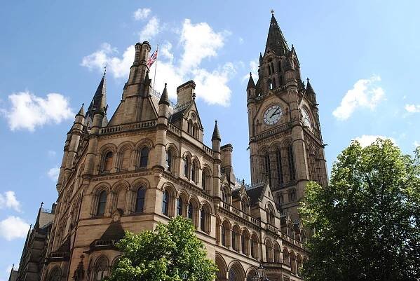 Radnice v Manchesteru – Wikipedie