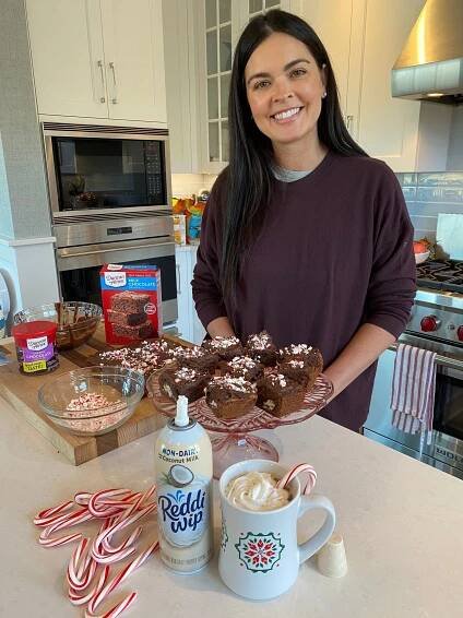 Katie Lee on Her First Thanksgiving with Daughter: 'Going to Try to Make It as Festive as Possible'