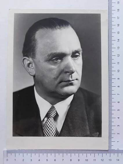 Prof. František Kahuda – originální podpis na fotografii - Ostatní sběratelské předměty