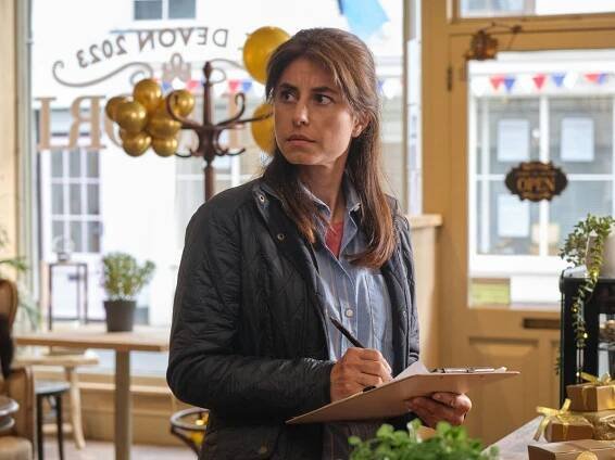 Beyond Paradise star reacts to unexpected Esther and Archie moment in new season