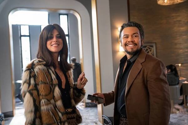 Callie Hernandez, Joseph Julian Soria - Letuška - Dvojité vidění - Z filmu