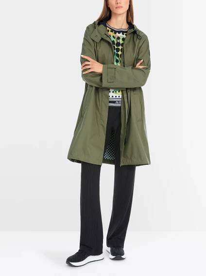 Outdoor jacket with functional membrane