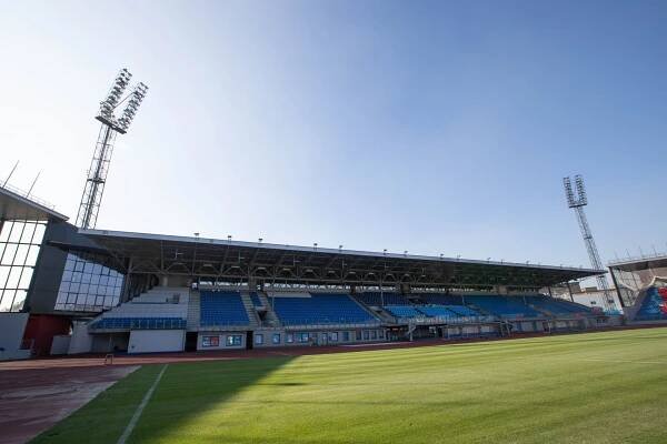 Ozvučení hlavní tribuny městského stadionu v Ostravě-Vítkovicích - AVT Group