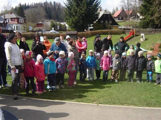 Vítání jara 2014 - Oficiální stránky obce Malá Morávka
