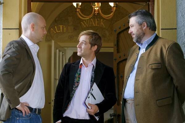 Poldové z Rosenheimu - Mord in feiner Gesellschaft - Z filmu - Stephan Zinner, Niels Bruno Schmidt, Dieter Fischer