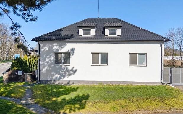 Ostatní, Kuřim, 664 34, 907 m²