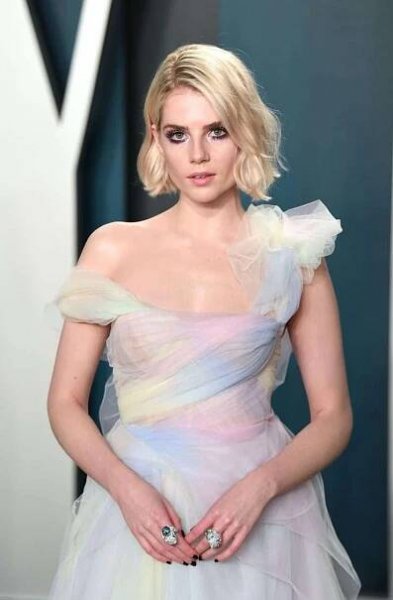 Lucy Boynton hot pics