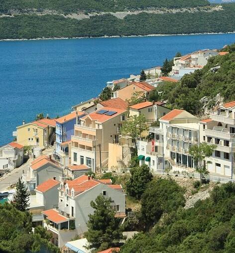 Neum: Zastínil Chorvatsko? Objevte skrytý ráj Jadranu bez davů i přepálených cen