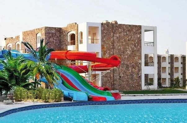 Royal Brayka Beach Resort, Egypt od 535 Kč