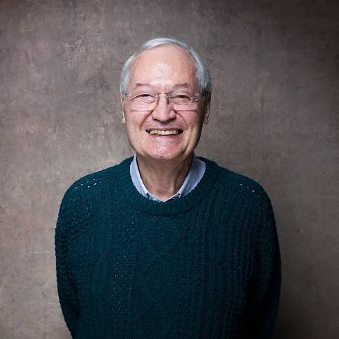 Roger Corman, Producer of Low-Budget Horror Films, Dies at 98