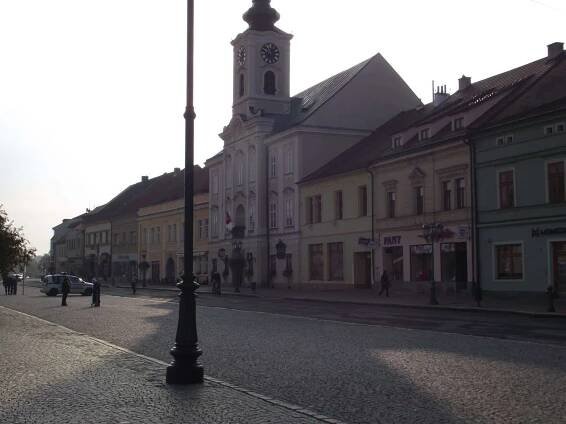Centrum s radnicí.