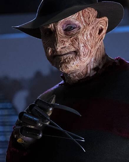Goldbergovi - Mister Knifey-Hands - Z filmu - Robert Englund