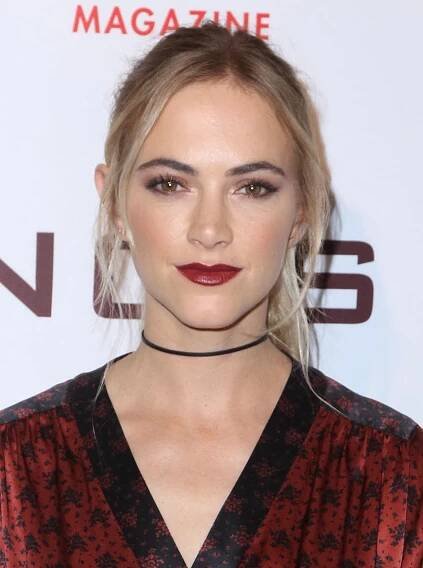 Emily Wickersham Style, Clothes, Outfits and Fashion • CelebMafia