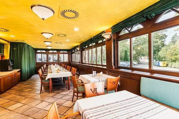 Restaurace | Hotel, pivovar, restaurace - Jelínkova vila, Velké Meziříčí