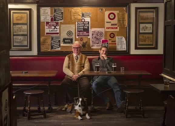 Filmové hvězdy neumírají v Liverpoolu - Z filmu - Kenneth Cranham, Jamie Bell
