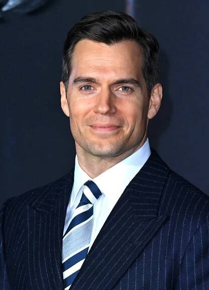 Zaklínač Henry Cavill se zranil: Natáčení dlouho očekávaného fantasy se odkládá na příští rok