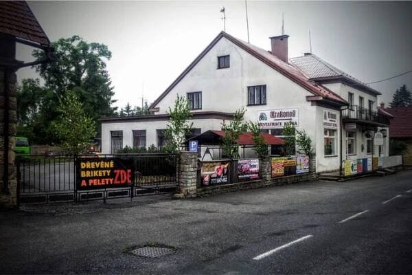 Restaurace Katka, Přepychy