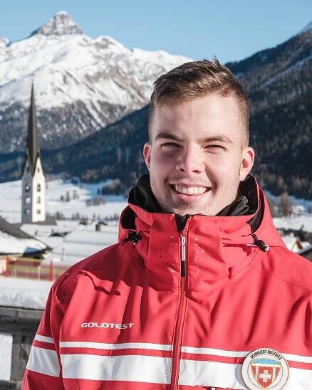 Über uns | Schweizer Skischule Zuoz - La Punt
