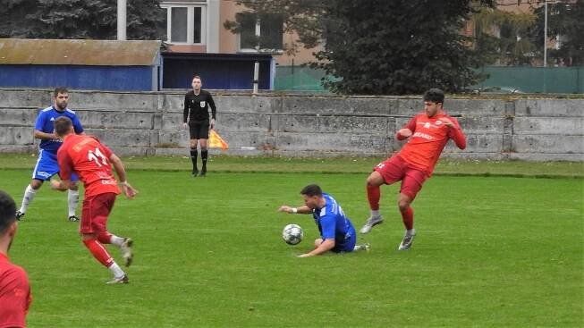 Výsledky a tabulky: Mistrovské soutěže mužů od MSFL po nejnižší okres