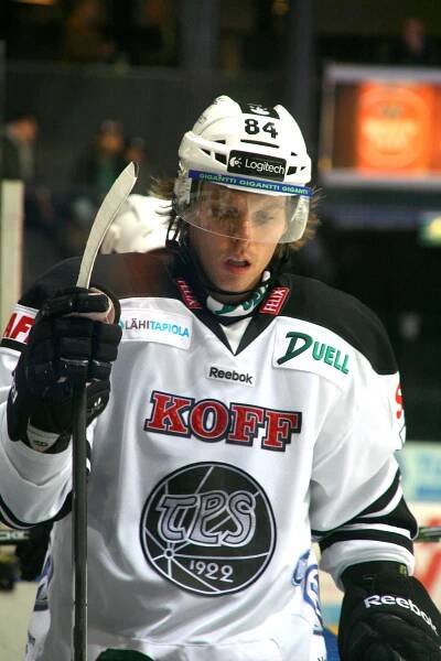 Soubor:Corey Locke.jpg – Wikipedie