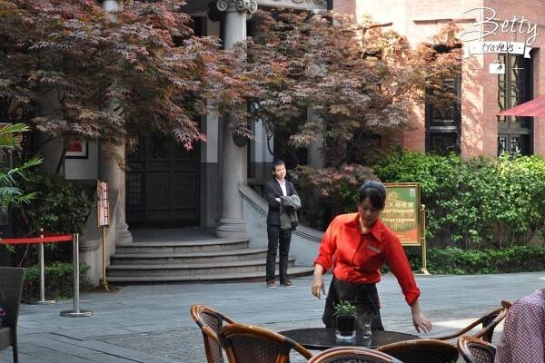 Chinese locals