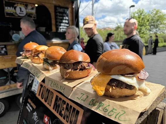 Burger street festival u olomoucké Šantovky, 27. dubna 2024