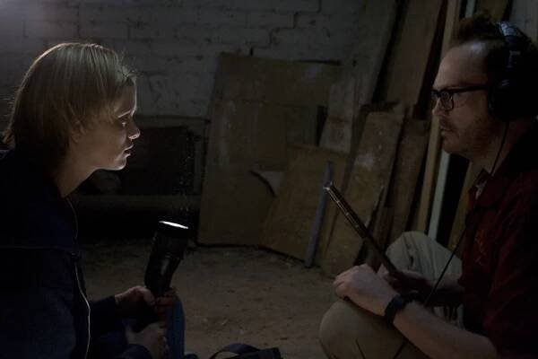 Tajemství starého hotelu - Z filmu - Sara Paxton, Pat Healy