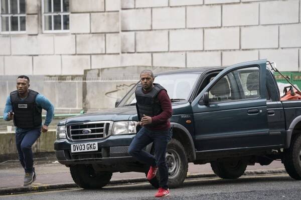 Neprůstřelní - Epizoda 6 - Z filmu - Ashley Walters, Noel Clarke