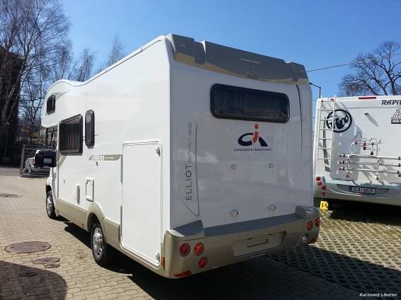 CI Elliot Garage | Karavany Liberec