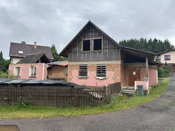Prodej hrubé stavby rodinného domu, Křenov u Svitav