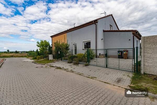 V Loučkách, Mikulovice, okres Pardubice