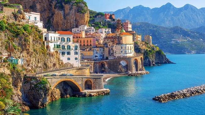 Pompeii with guide,Lunch and Positano (Full day)