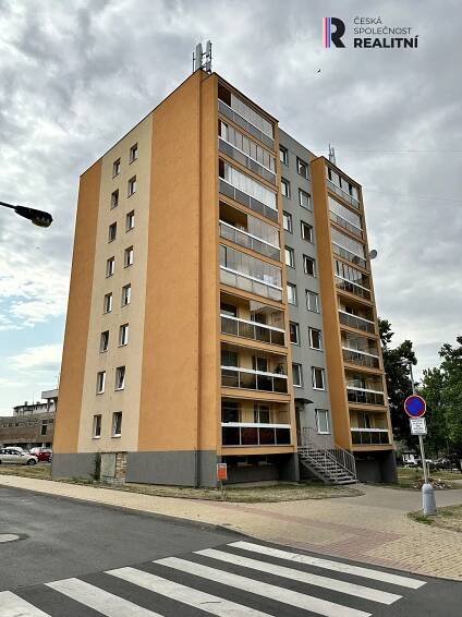 Prodej prostorného bytu 3+1/L, 82m2, osobní vlastnictví, centrum města Podbořany – Česká Společnost Realitní