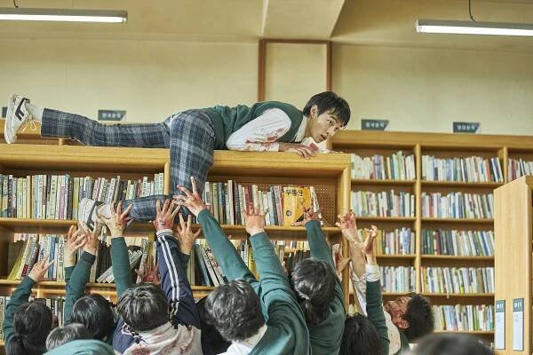 'All Of Us Are Dead' Hits No. 1 On Netflix In Milestone For Korean Series