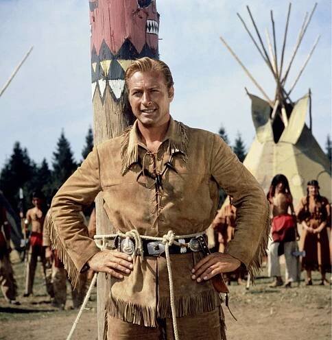 Foto k tématu Lex Barker – stránka 14