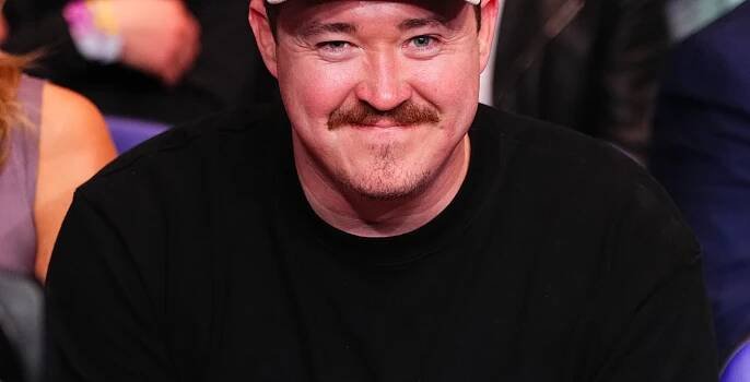 Shane Gillis shocks ESPYs crowd with UFC White House zinger: ‘The last time he staged a fight in DC, Mike Pence almost died’
