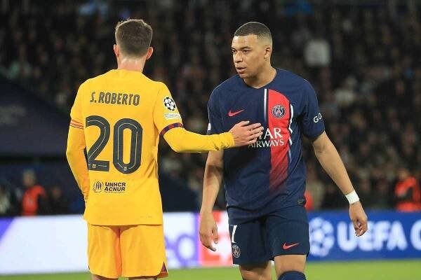 Liga mistrů pozná první dva semifinalisty. Blíže ušatému poháru jsou Barcelona a Atlético