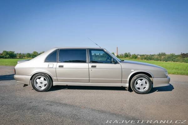 Tatra 700