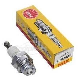 Náhradní svíčka NGK BPMR8Y Oleo-Mac Sparta 25T, Sparta 250T originál 3055118