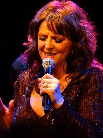 Colleen Raye Productions | Girl Singers LLC - Colleen Raye The Music of ADELE