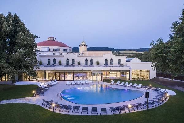 Pobyt Ubytování s polopenzí - Thermia Palace Ensana Health Spa Hotel | Lázně Travel